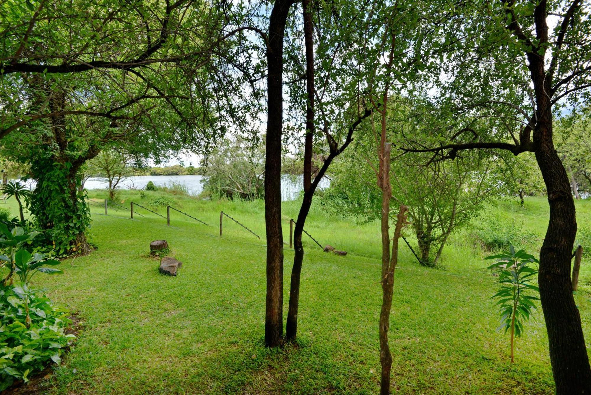 River View Lodge Kasane Cameră foto